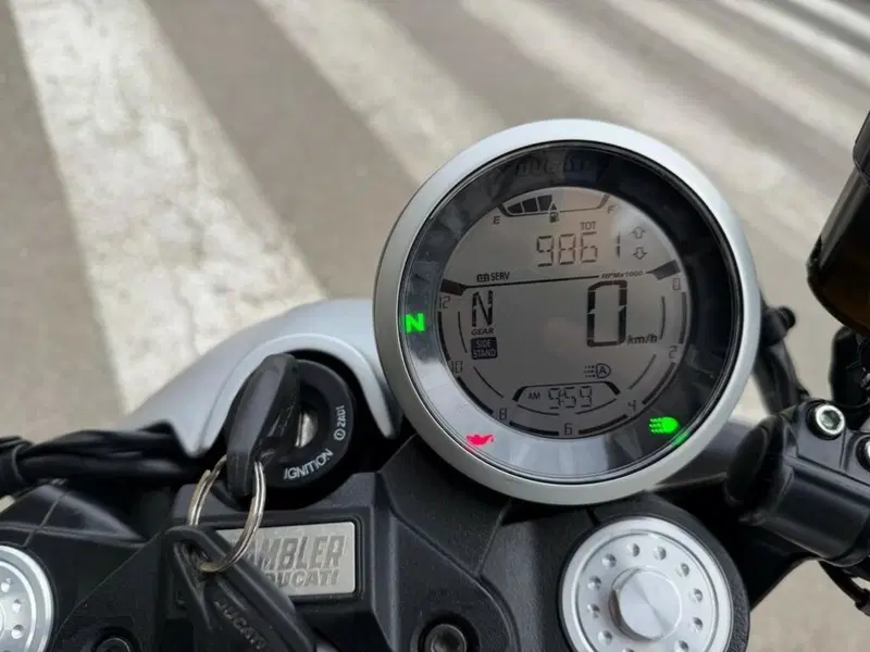 Ducati Scrambler 800 Cafè Racer (2017 - 21) (9)