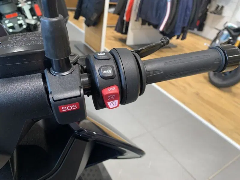 Bmw CE 04 (2021 - 25) (9)