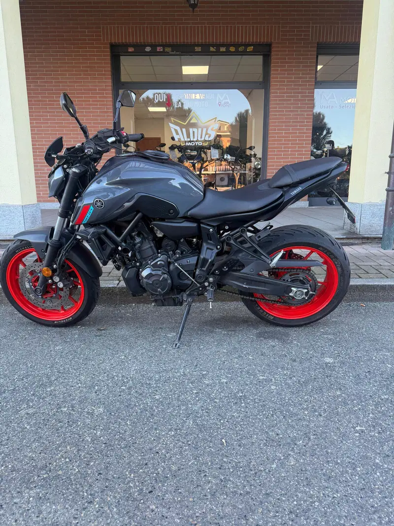 Yamaha MT-07 (2021 - 24)