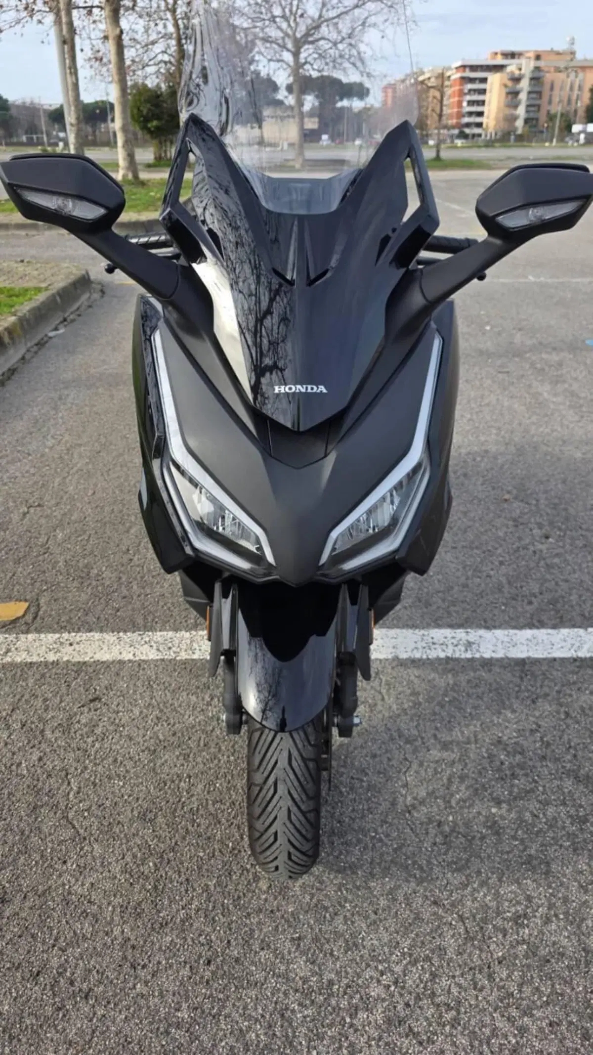 Honda Forza 350 (2025 - 26) (4)