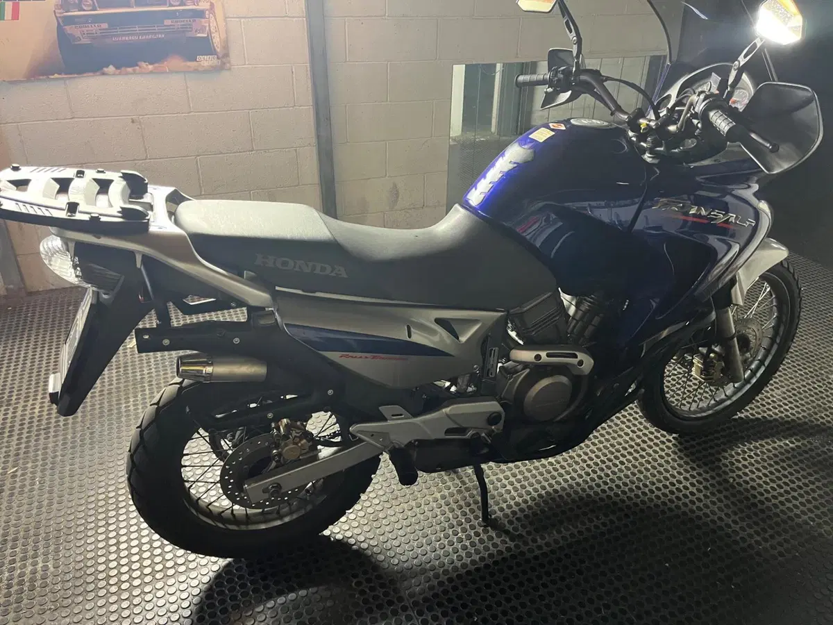 Honda Transalp XL 650V (2005 - 06) (6)