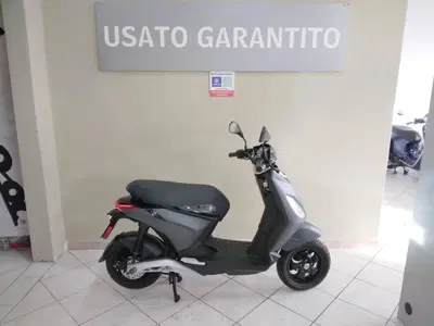 Piaggio 1 (2022 - 26) usata