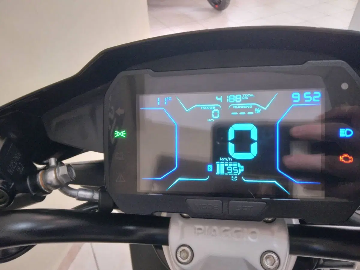 Piaggio 1 (2022 - 26) (2)