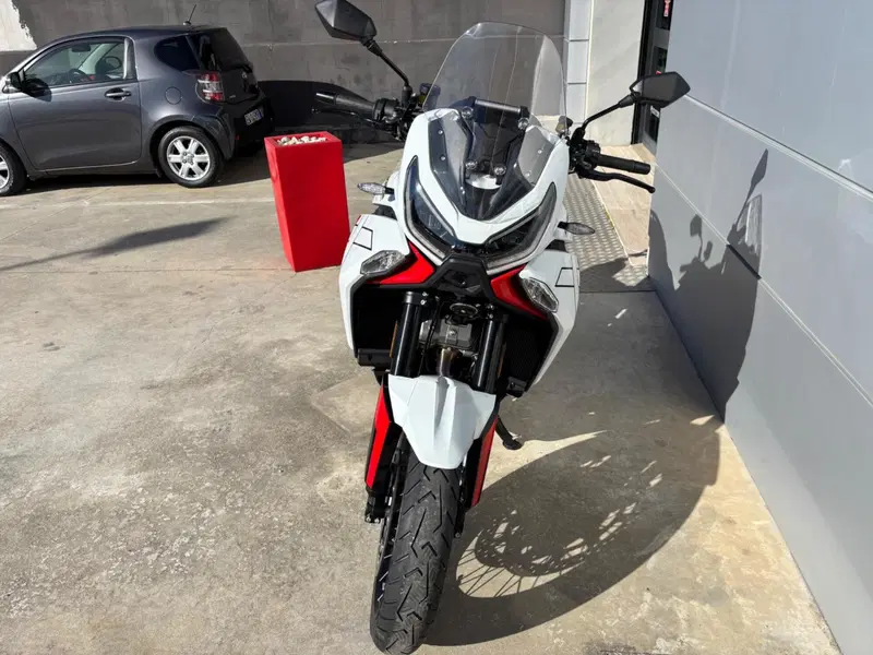 Moto Morini X-Cape 1200 (2026) (4)