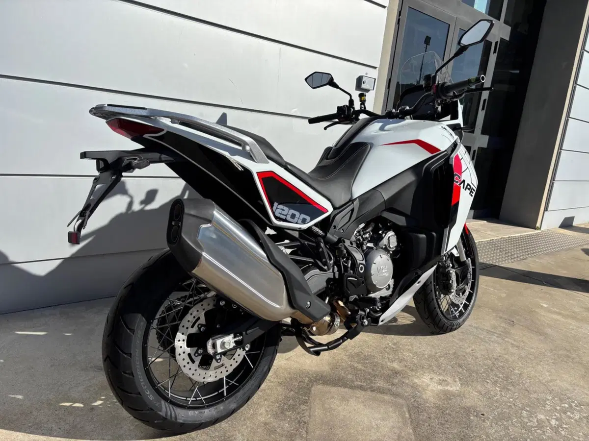 Moto Morini X-Cape 1200 (2026) (7)