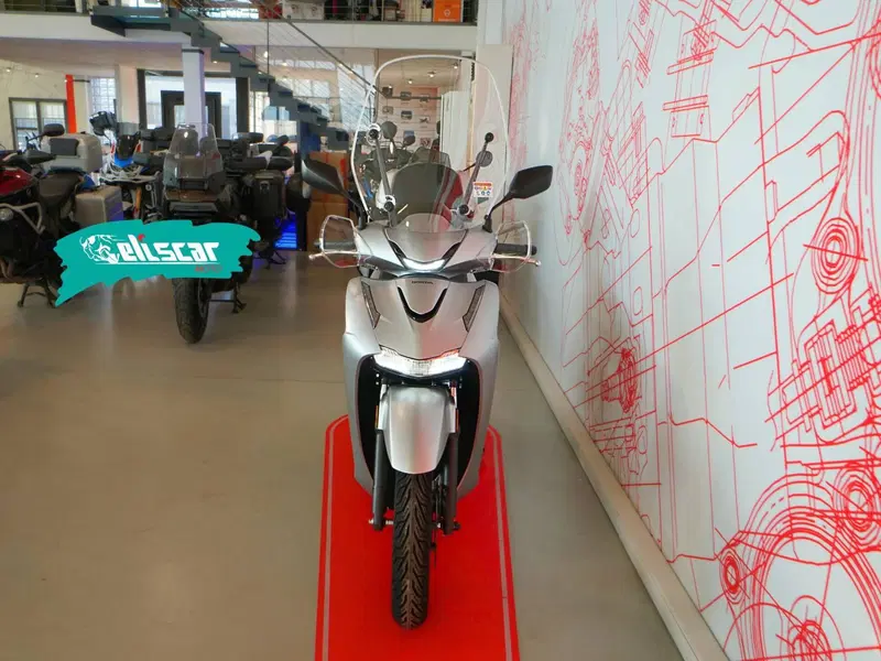Honda SH 125 (2026) (3)