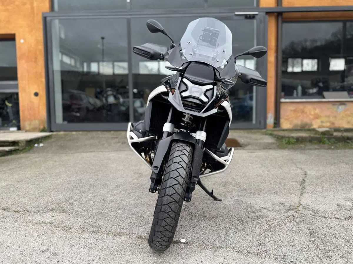 Bmw R 1300 GS Triple Black (2023 - 26) (3)