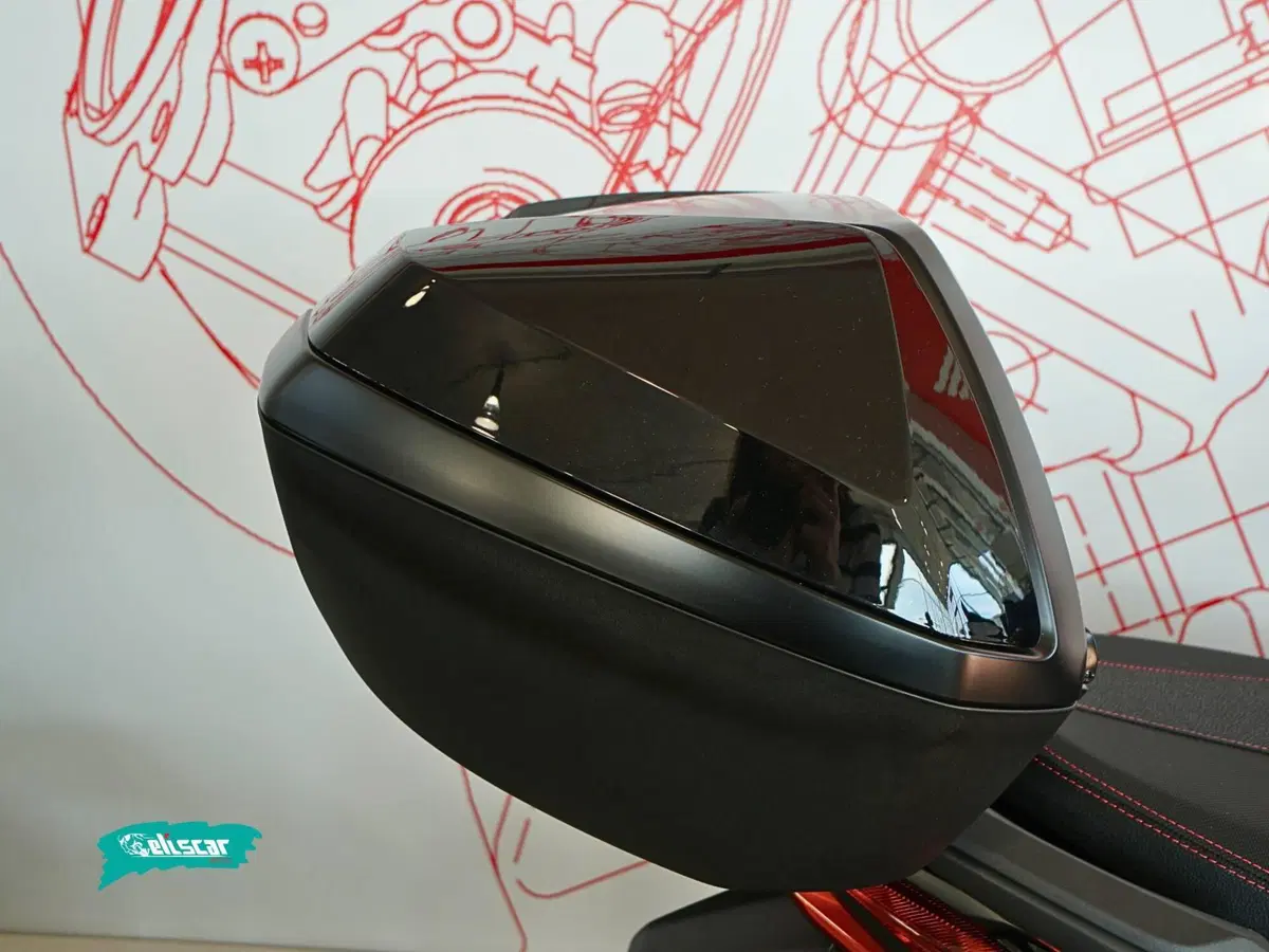 Honda Forza 350 Deluxe (2025 - 26) (6)