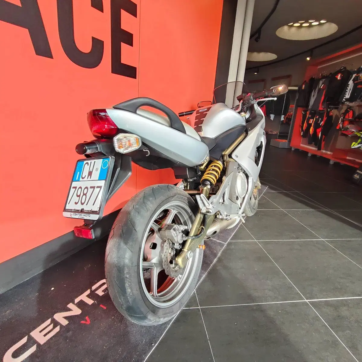 Kawasaki ER-6F (2006 - 08) (5)