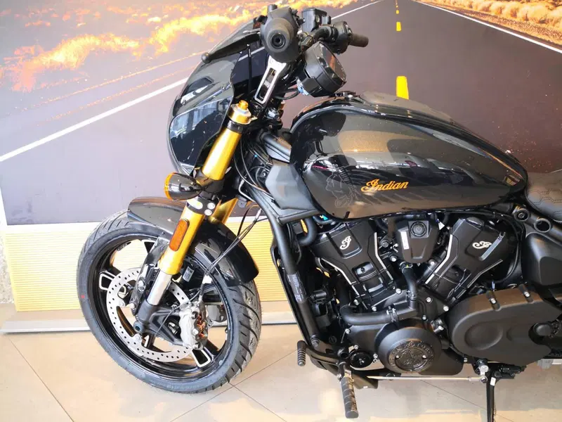 Indian Scout 1250 101 (2025 - 26) (10)