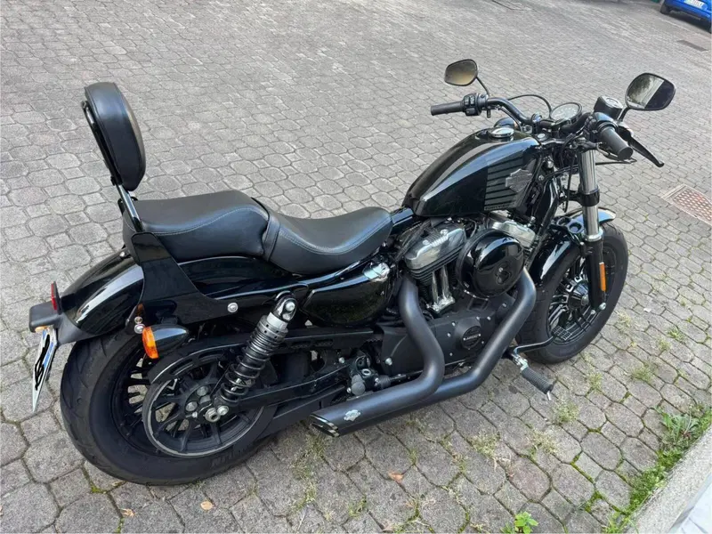 Harley-Davidson 1200 Custom (2018 - 20) - XL1200C