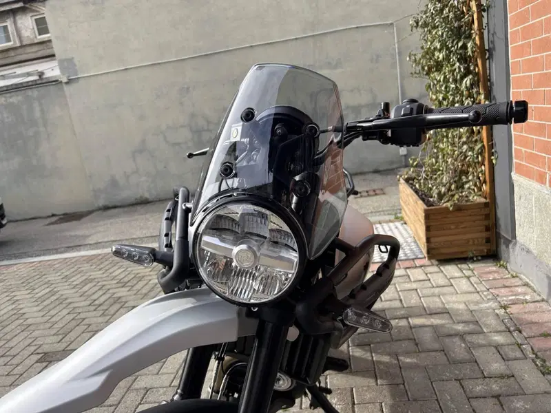 Royal Enfield Himalayan 450 (2024 - 26) (8)