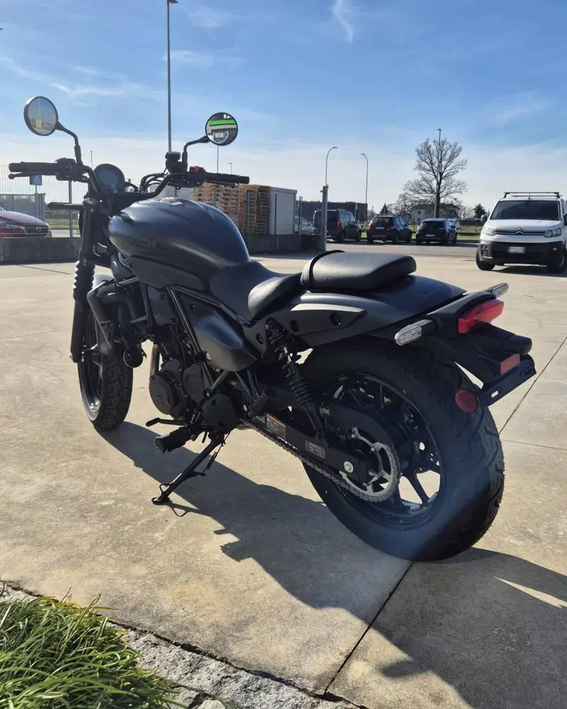 Kawasaki Eliminator 500 SE (2024 - 26) (3)