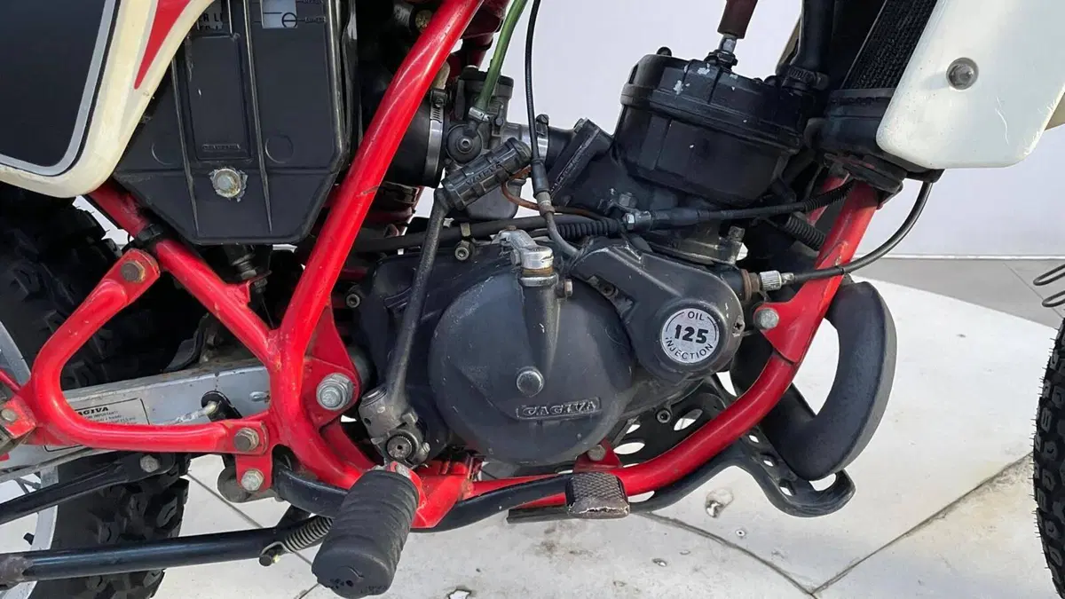 Cagiva ELEFANT 125 (4)