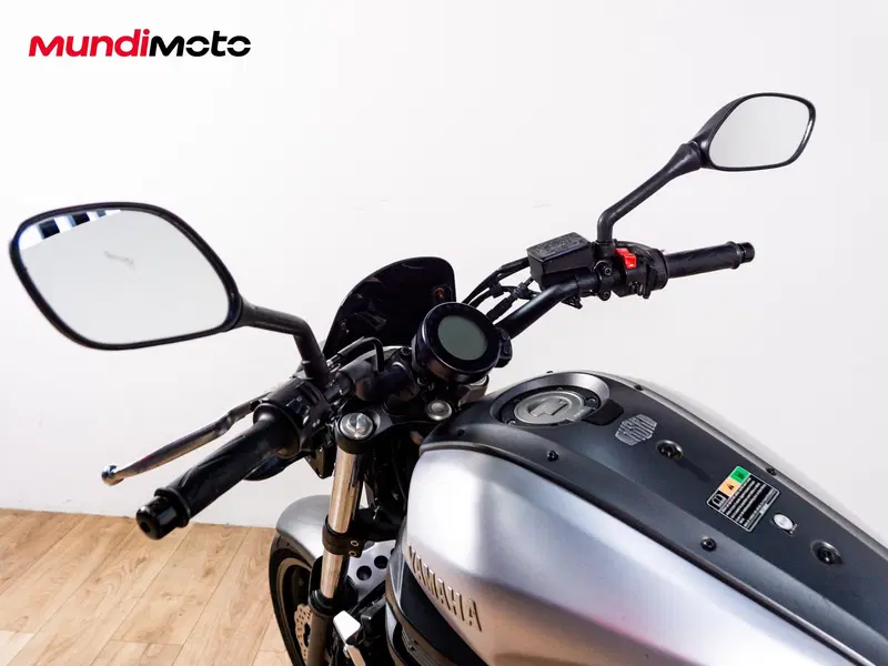Yamaha XSR 700 (2021) (11)