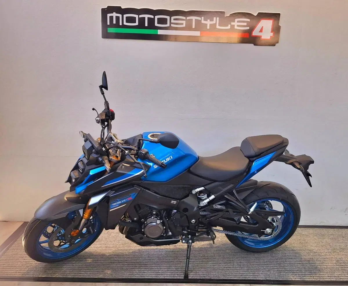 Suzuki GSX-S1000 EVO (2025 - 26) (2)