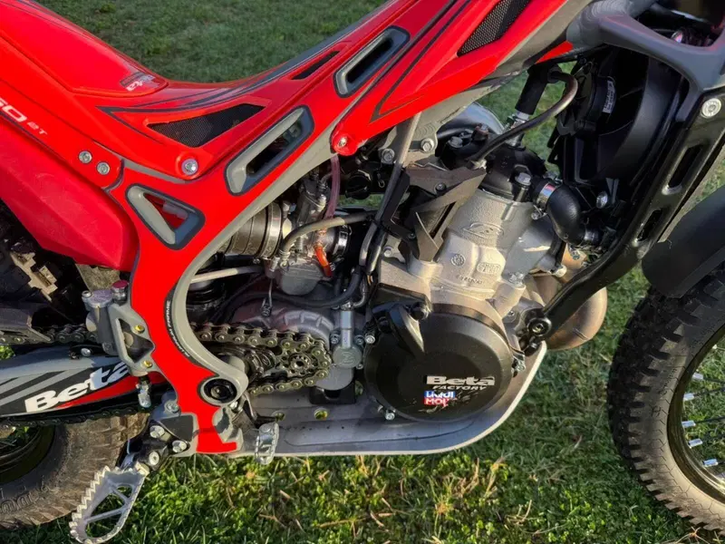 Betamotor Evo 250 2T (2025) (2)