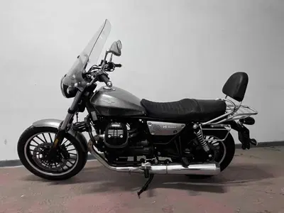 Moto Guzzi V9 Roamer (2021 - 24) usata
