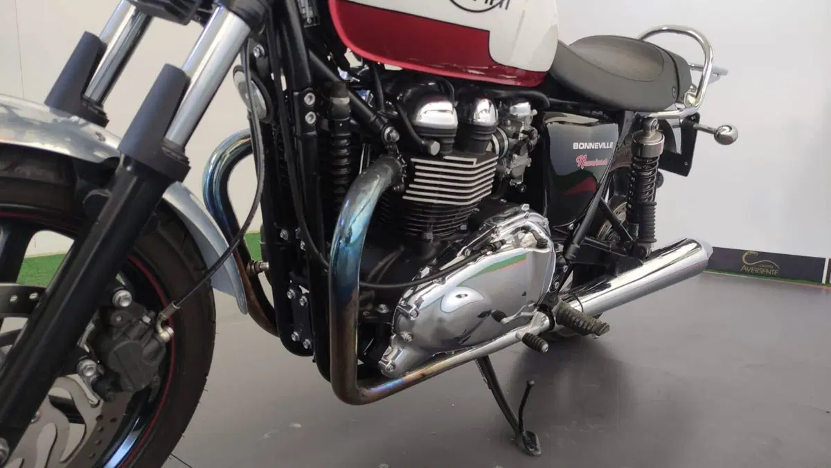Triumph Bonneville (2007 - 16) (8)