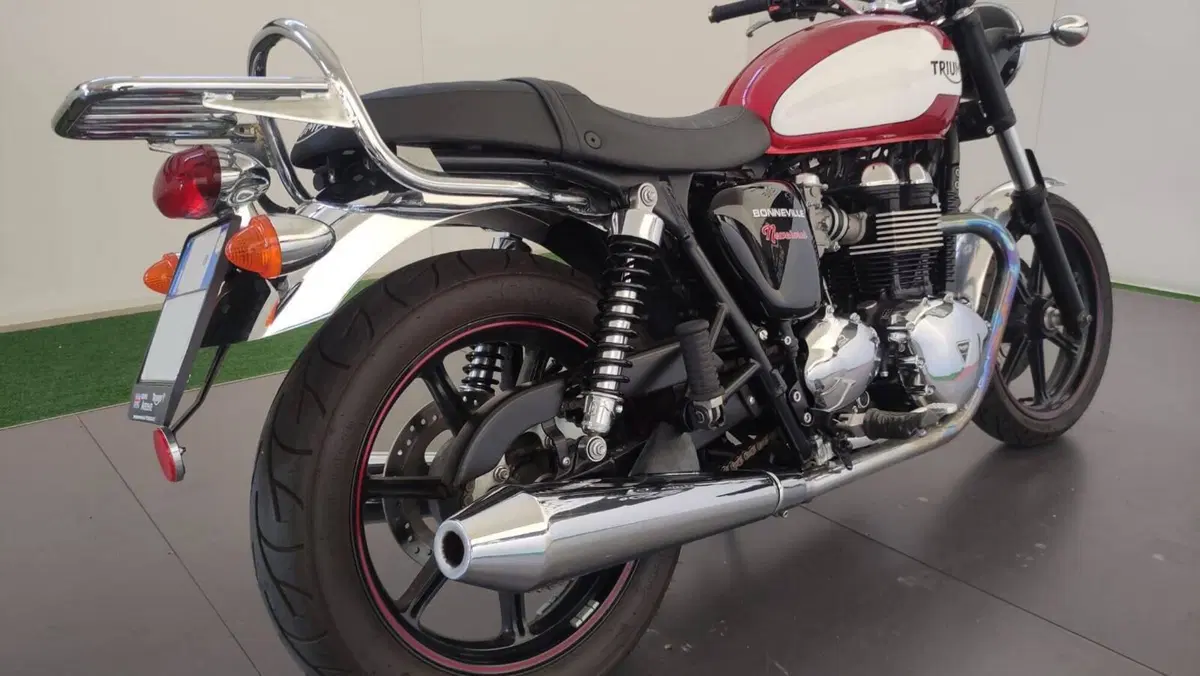 Triumph Bonneville (2007 - 16) (6)