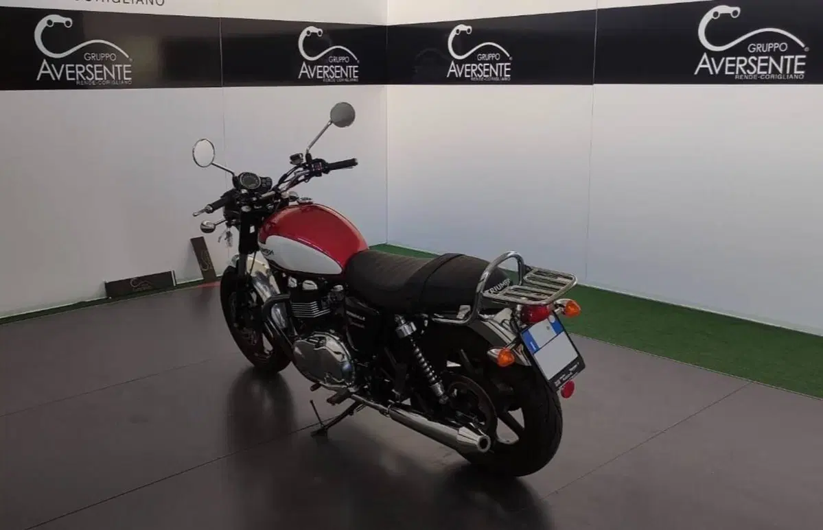 Triumph Bonneville (2007 - 16) (12)