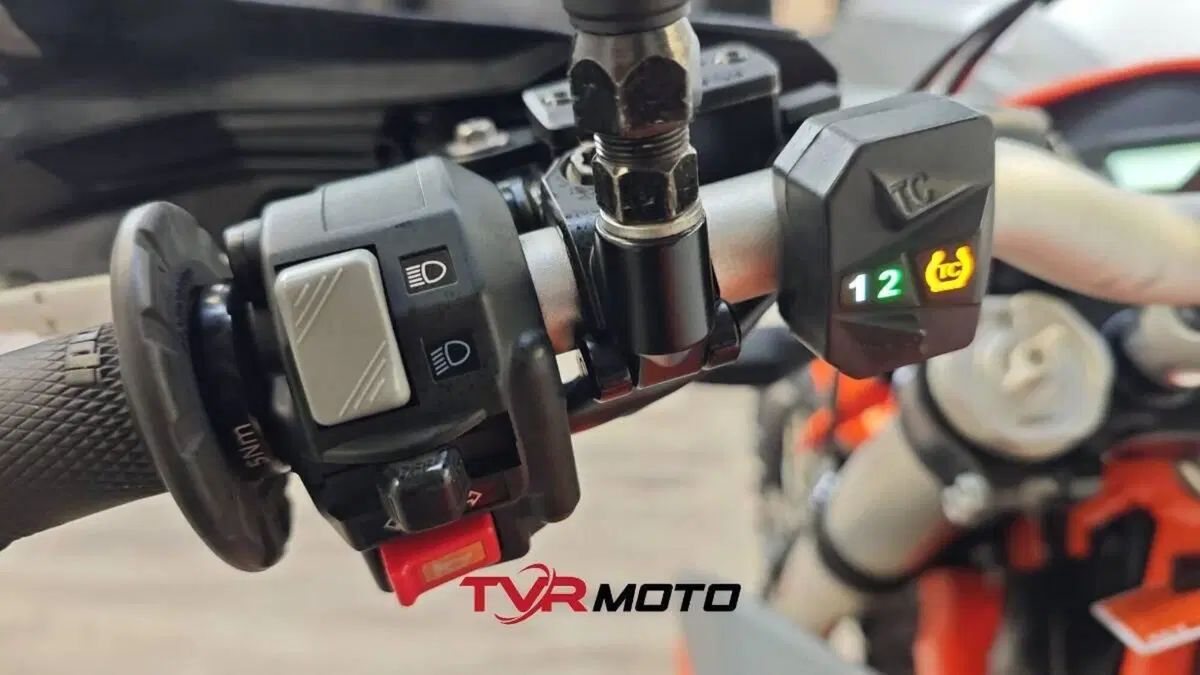 KTM 690 Enduro R (2022 - 25) (7)