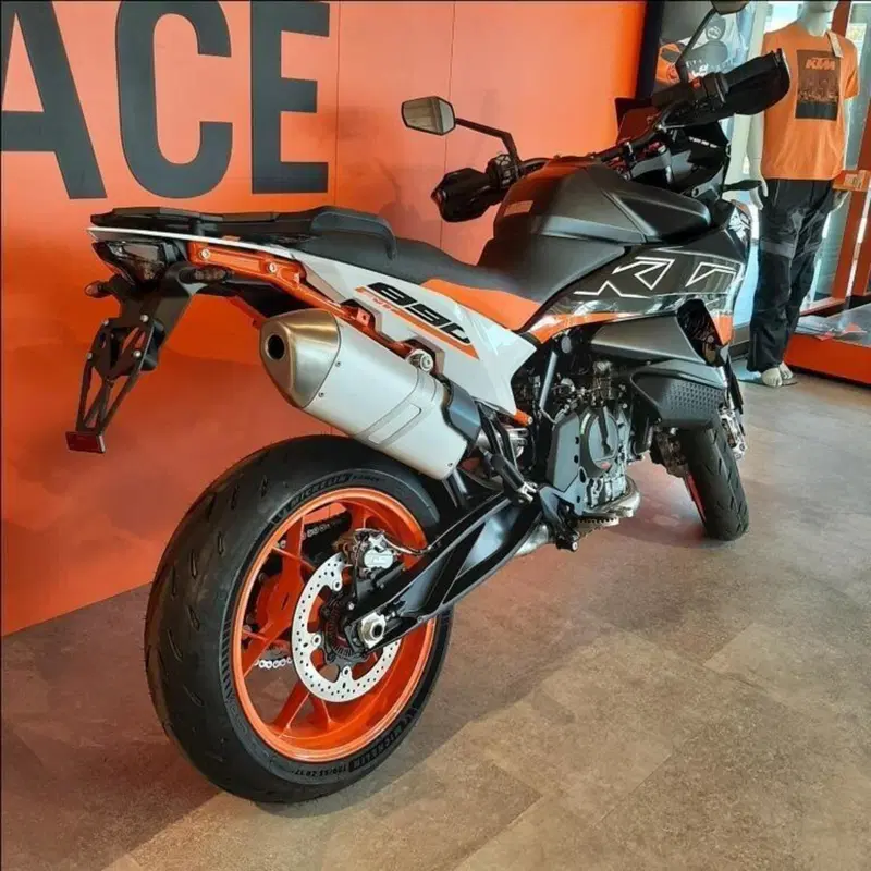 KTM 890 SMT (2023 - 25) (4)