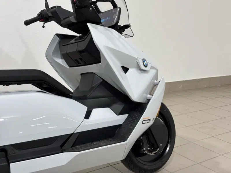 Bmw CE 04 (2021 - 25) (6)