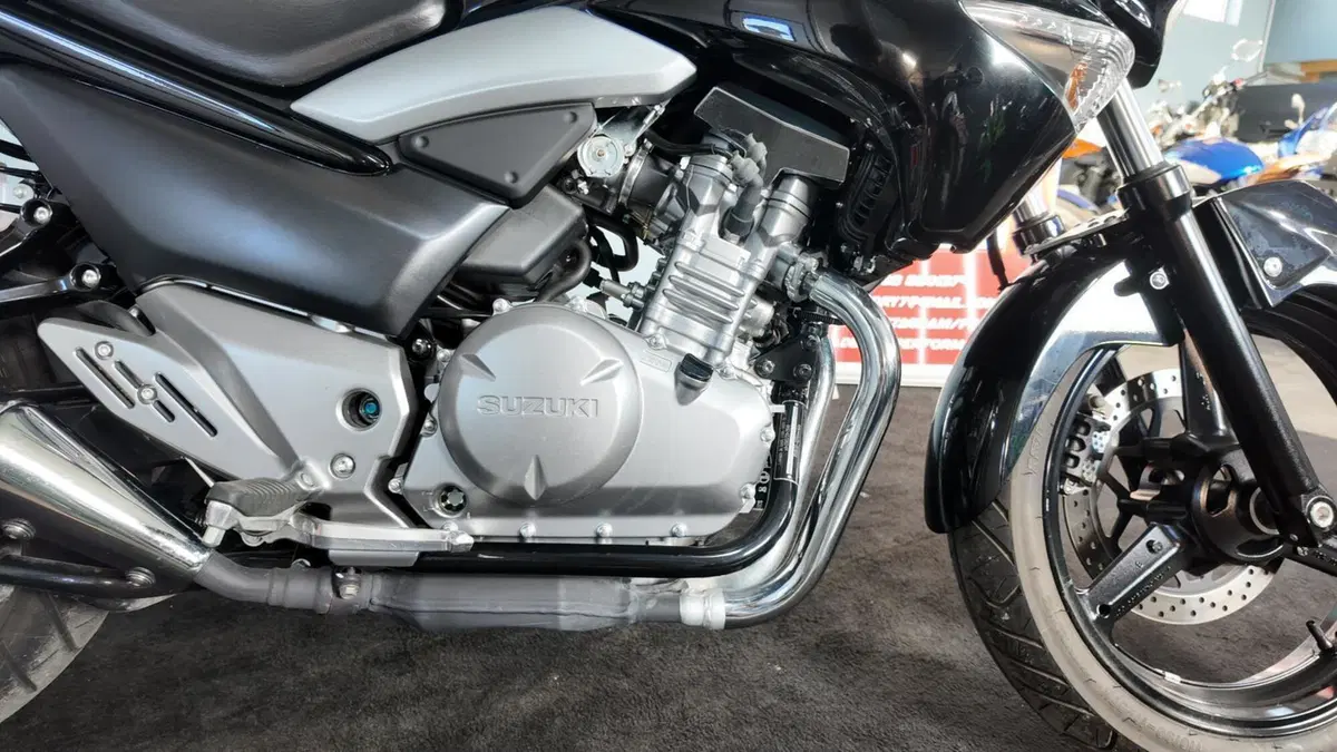 Suzuki Inazuma 250 (2012 - 17) (4)