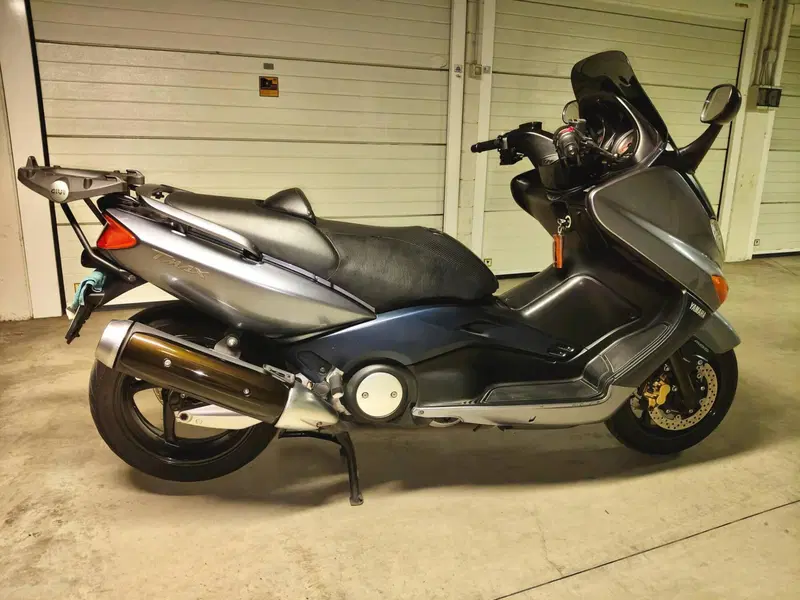 Yamaha T-Max 500 (2004 - 07) (4)