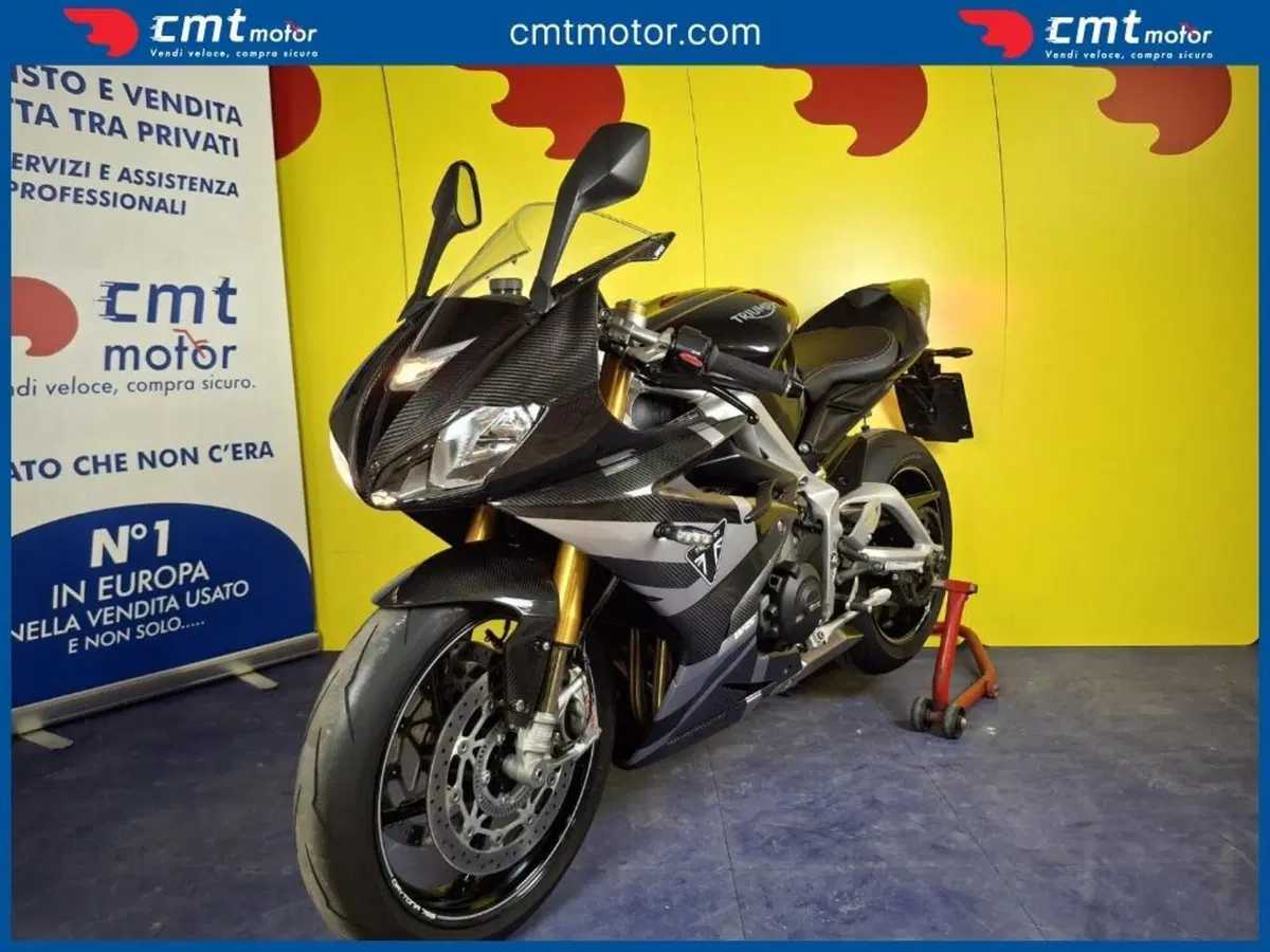 Triumph Daytona 765 Moto2 (2019 - 20) (2)