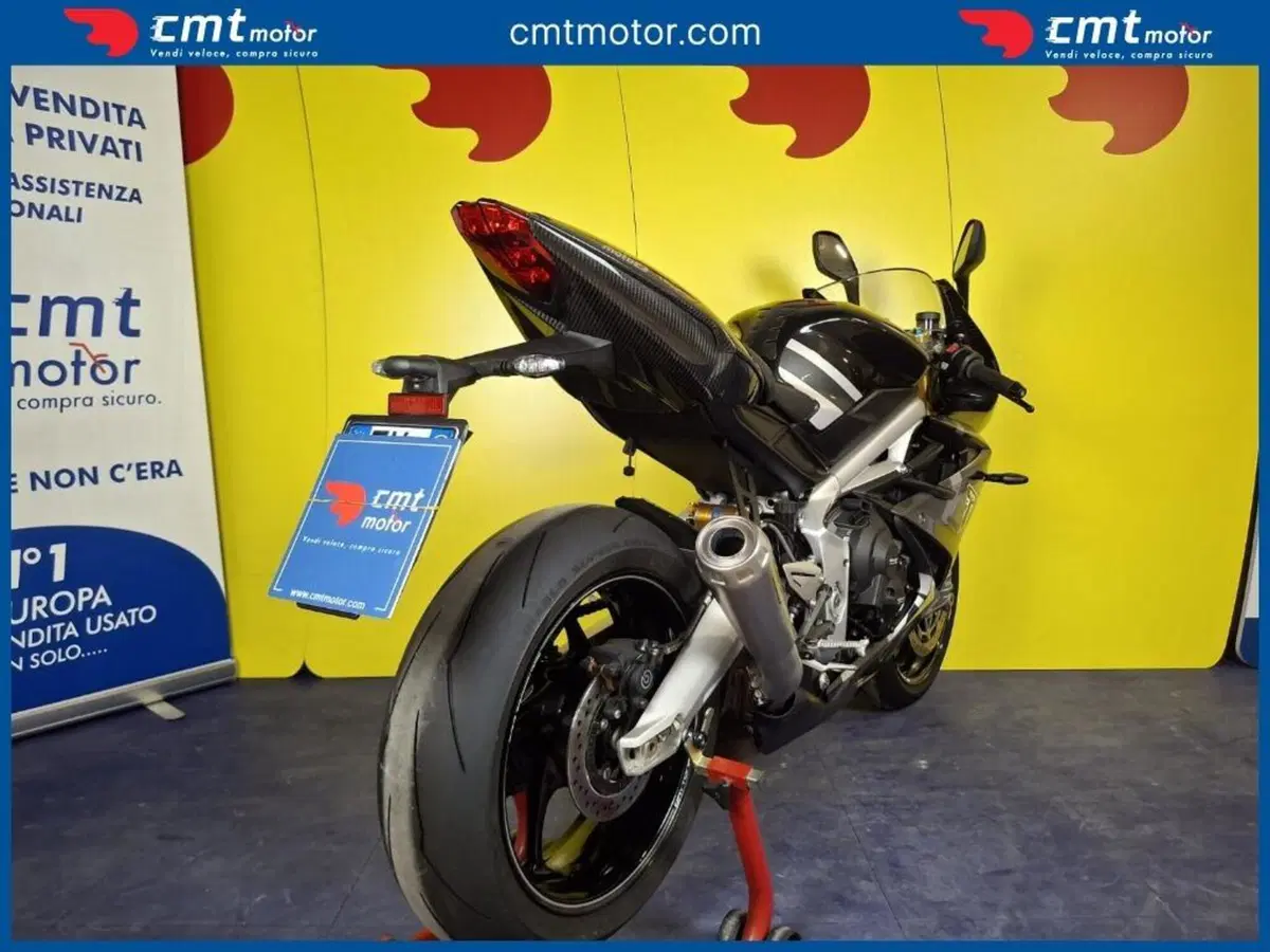 Triumph Daytona 765 Moto2 (2019 - 20) (4)