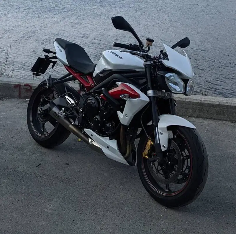 Triumph Street Triple R ABS (2013 - 17)