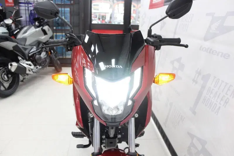 Honda CB 125 F (2026) (4)