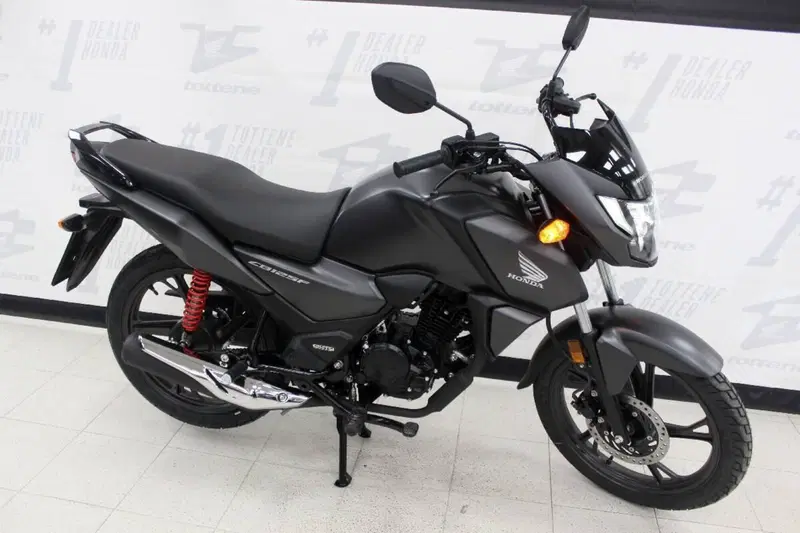 Honda CB 125 F (2026) (3)