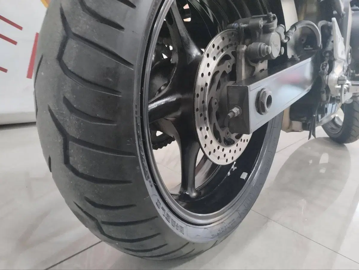 Yamaha FZ6 Fazer (2004 - 07) (9)