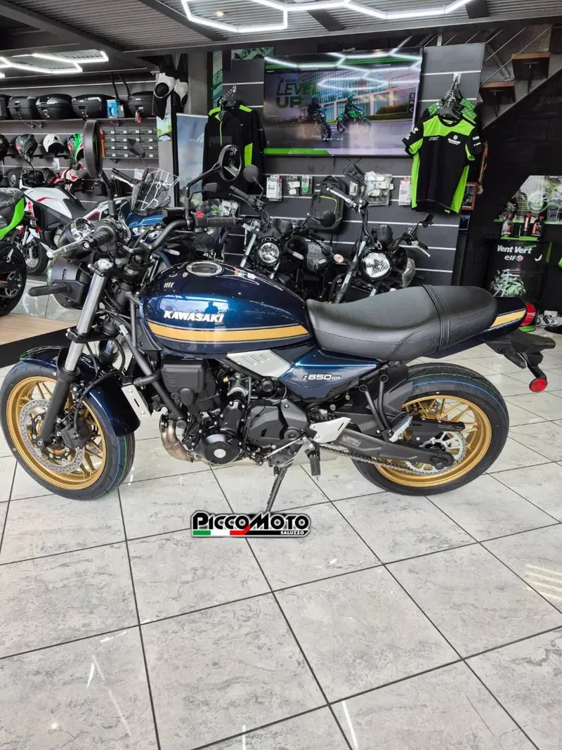 Kawasaki Z 650 RS (2025 - 26) (3)