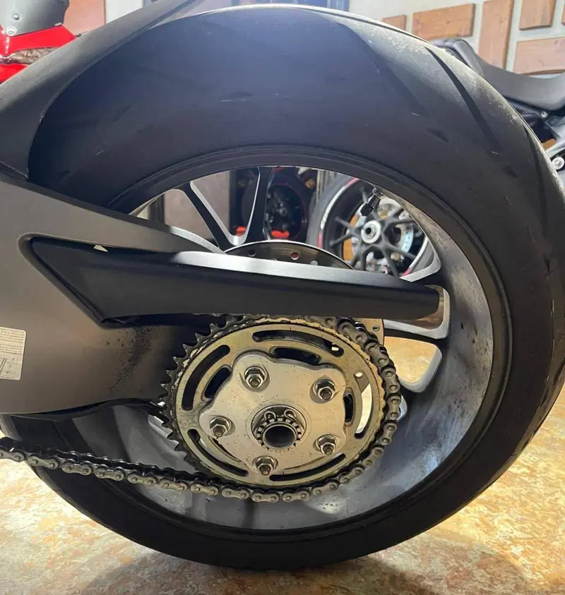 Ducati Hypermotard 950 SP (2022 - 25) (15)