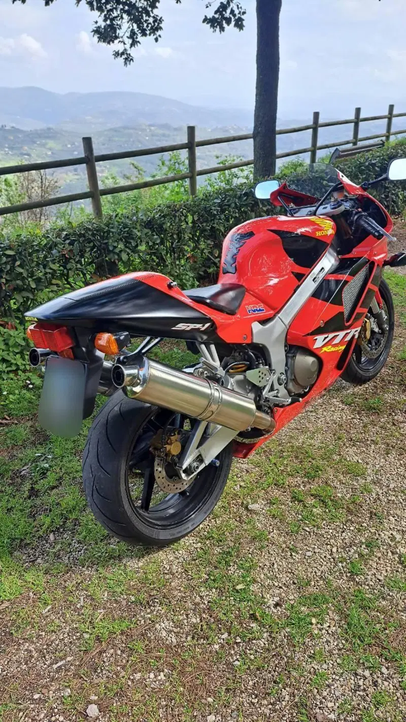 Honda VTR 1000 SP-1 (2000 - 01) (4)