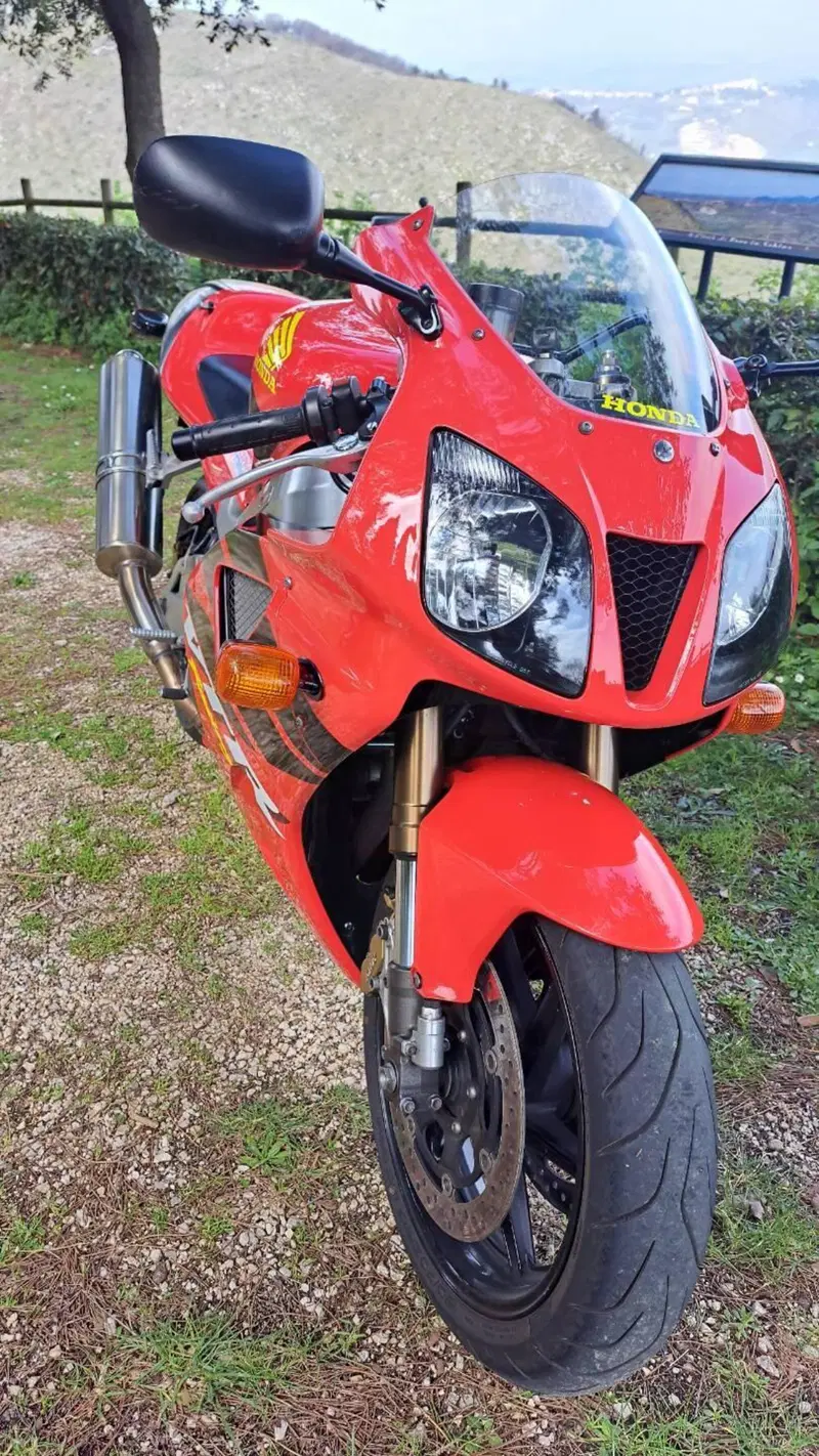 Honda VTR 1000 SP-1 (2000 - 01) (6)