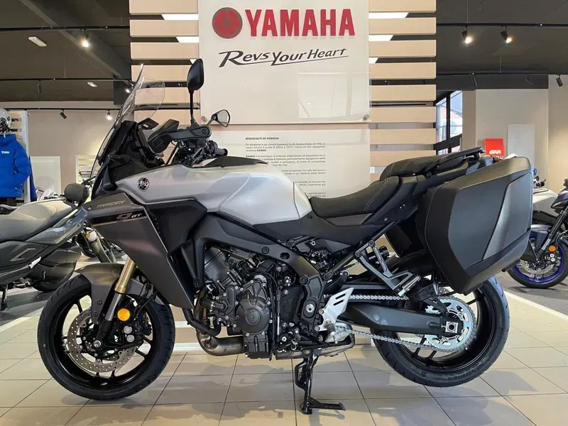 Yamaha Tracer 9 Y-AMT (2025 - 26)