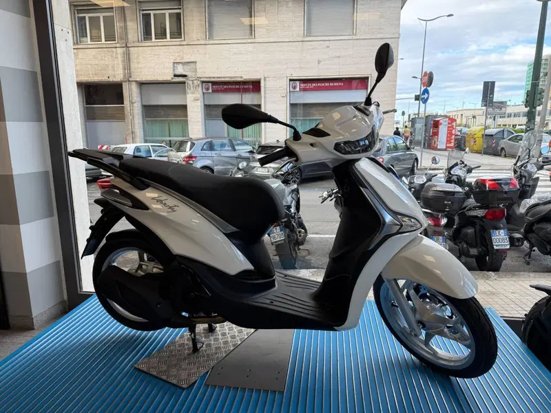 Piaggio Liberty 150 (2025 - 26) (2)