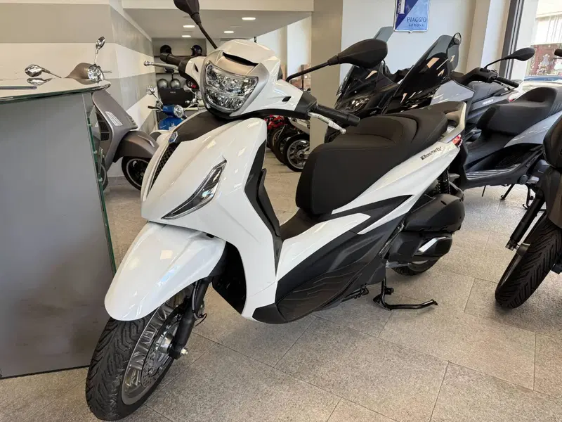 Piaggio Beverly 310 (2025 - 26)