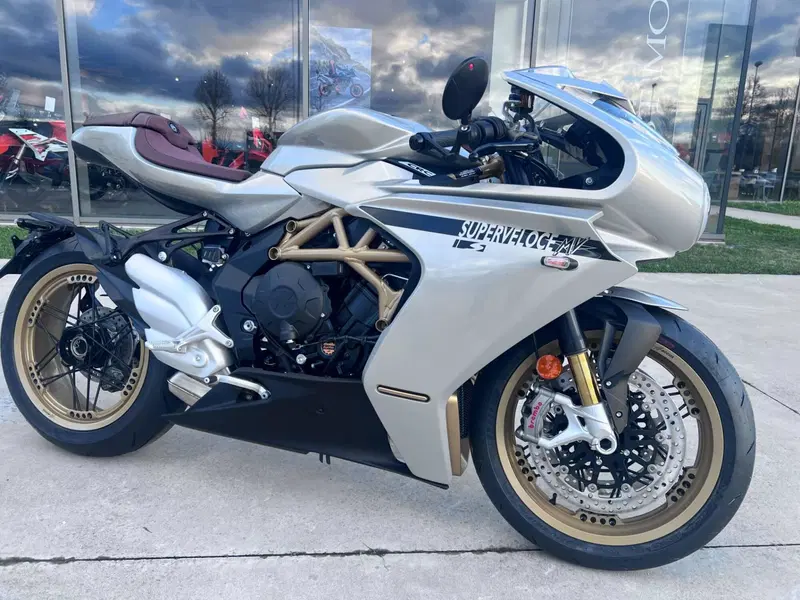 MV Agusta Superveloce 800 S (2021 - 25)