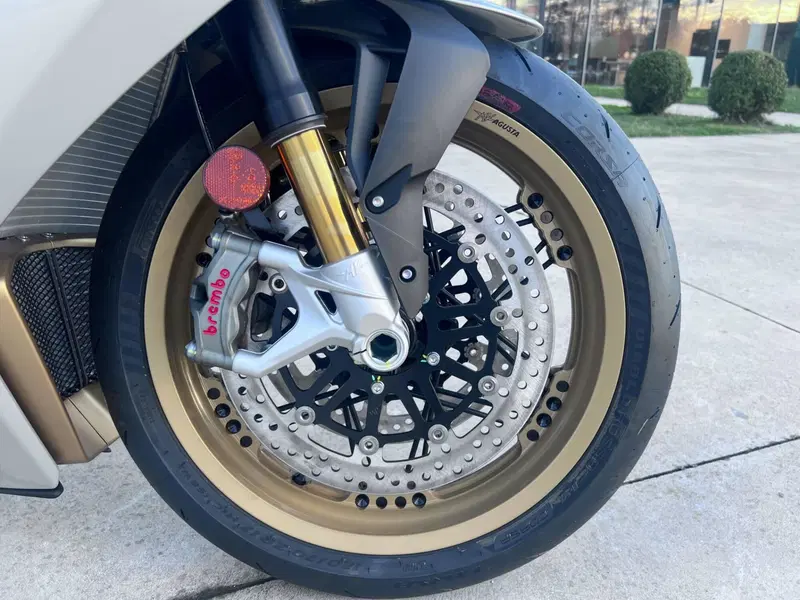 MV Agusta Superveloce 800 S (2021 - 25) (7)