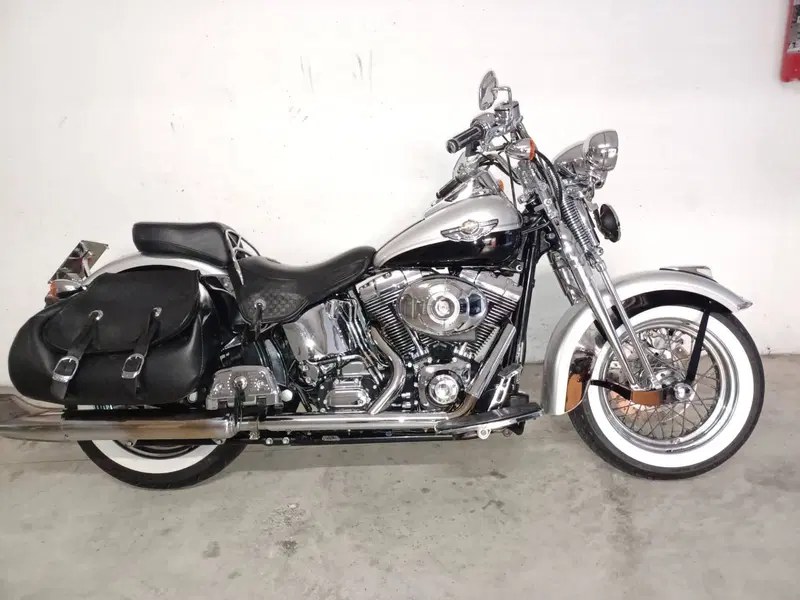 Harley-Davidson 1450 Heritage Springer (2000 - 03) - FLSTS (6)