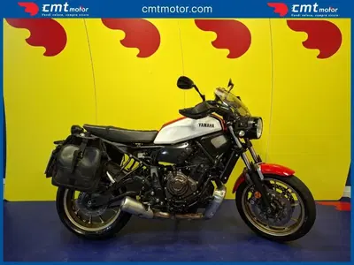 Yamaha XSR 700 (2021) usata