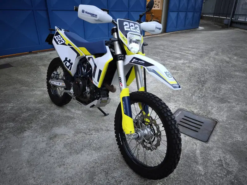 Husqvarna 701 Enduro (2020) (3)