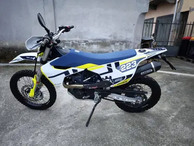 Husqvarna 701 Enduro (2020) usata