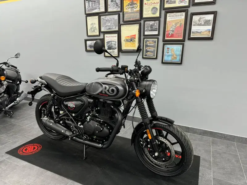 Royal Enfield HNTR 350 (2022 - 26) (2)